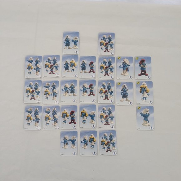 The Smurfs No Smurf Left Behind Collectible Box Game & 2 extra collectibles - Picture 14 of 14